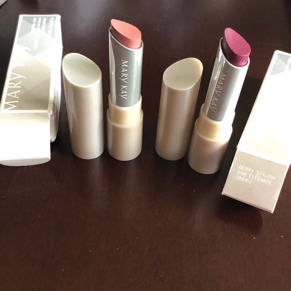 Velvet lip crème